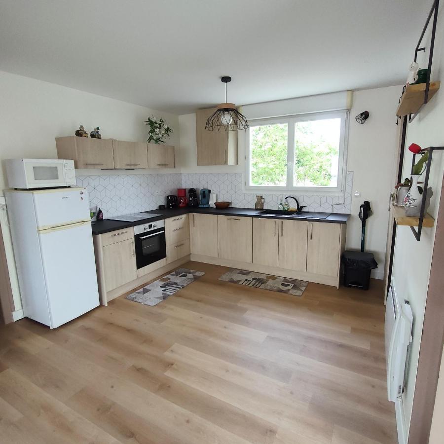 Charmante Maison Entre Mer Et Campagne La Jarrie Exteriör bild
