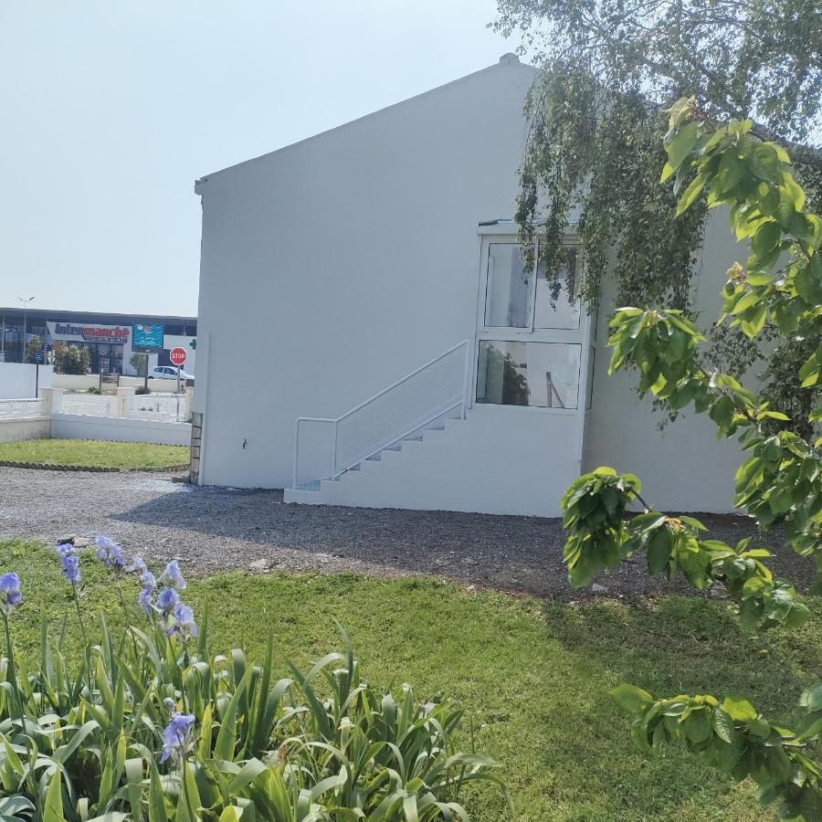 Charmante Maison Entre Mer Et Campagne La Jarrie Exteriör bild